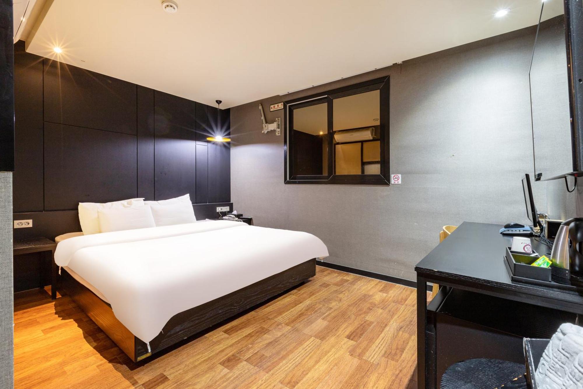 Dublin Hotel Busan Exteriör bild